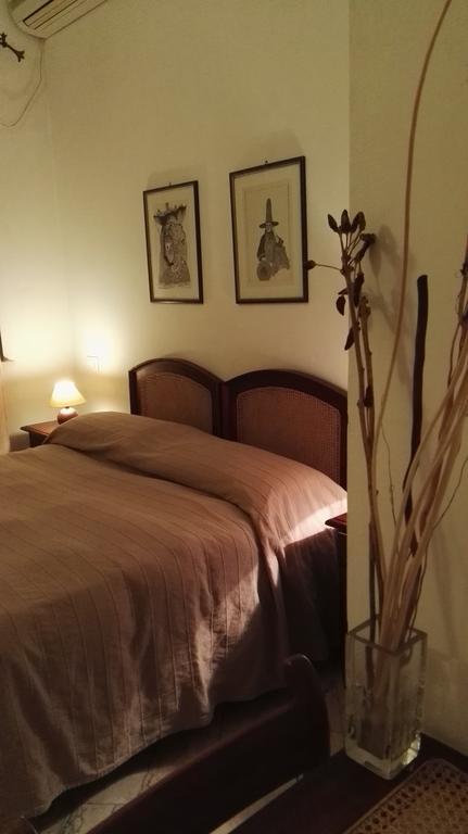 B&B Villa Acero Marina Di Carrara Zimmer foto
